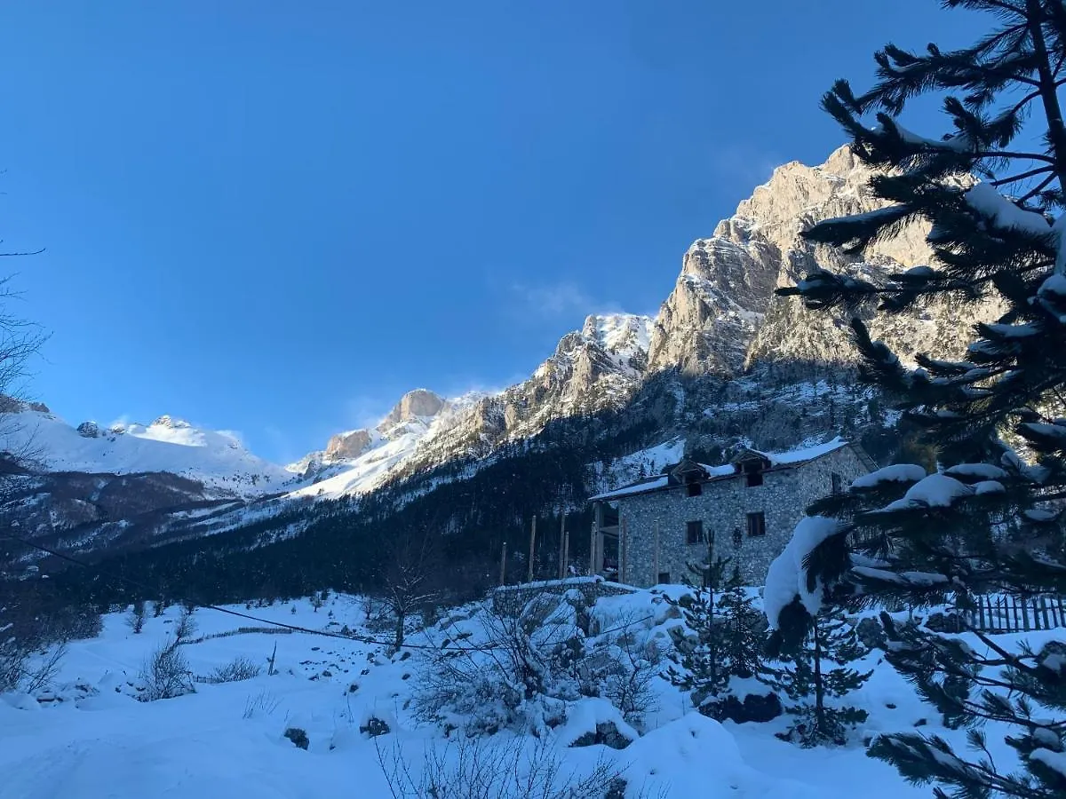Guesthouse Rosi Kukaj 0*,  Albania