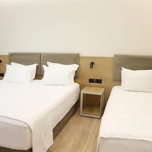 Champagne, Vlore Bay Bed & Breakfast